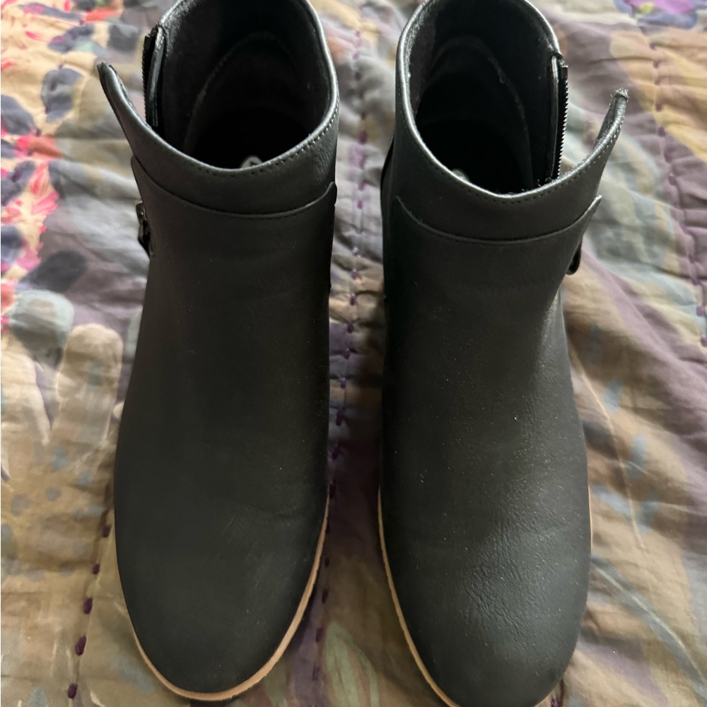 Dr. Scholl's Black Ankle Booties